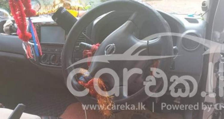 NISSAN CARAVAN 2007