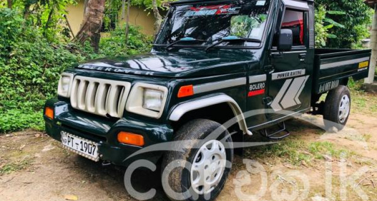 MAHINDRA BOLERO 2012