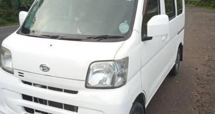 DAIHATSU HIJET 2011