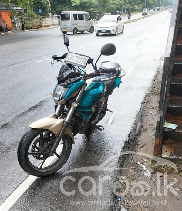 YAMAHA FZ 2018