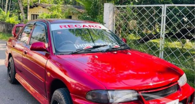 MITSUBISHI LANCER CB8 1992