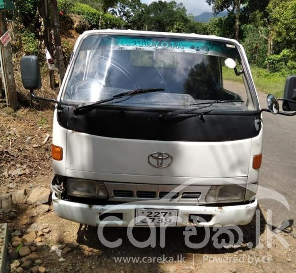 TOYOTA LORRY 1995