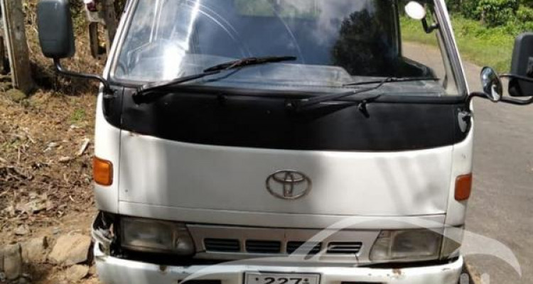 TOYOTA LORRY 1995