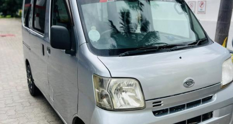 DAIHATSU HIJET 2012