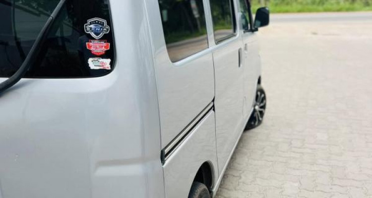 DAIHATSU HIJET 2012