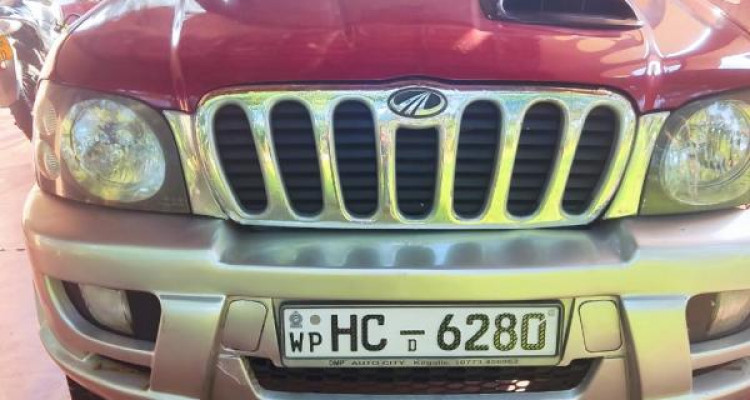 MAHINDRA SCORPIO 2003