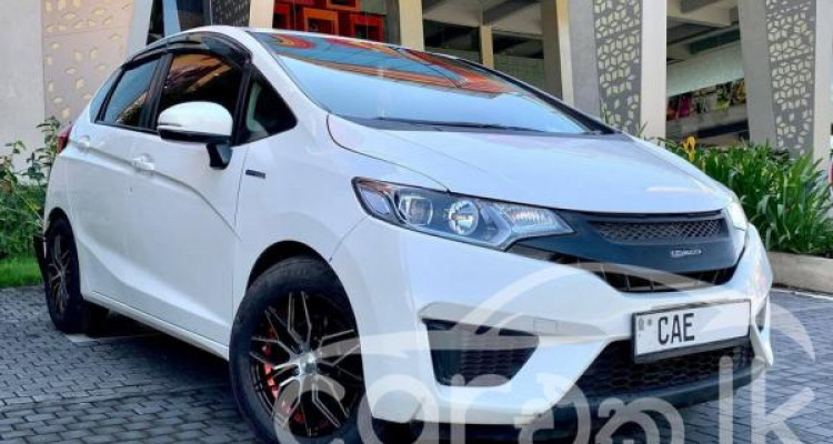 HONDA FIT GP5 2014