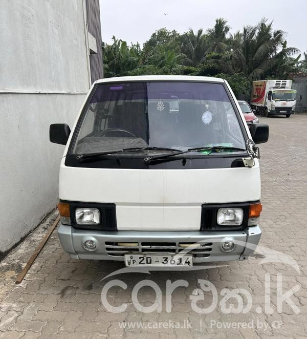 NISSAN VANETTE 1986