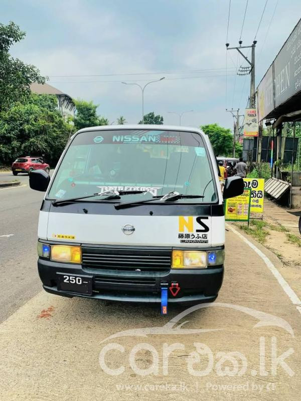 NISSAN CARAVAN E24 1993