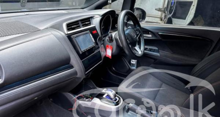 HONDA FIT GP5 2013