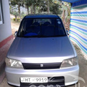 NISSAN CUBE 2001