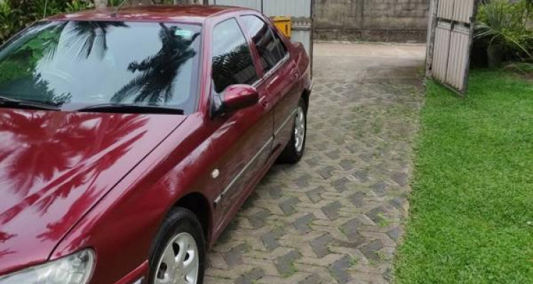 PEUGEOT 406 2011