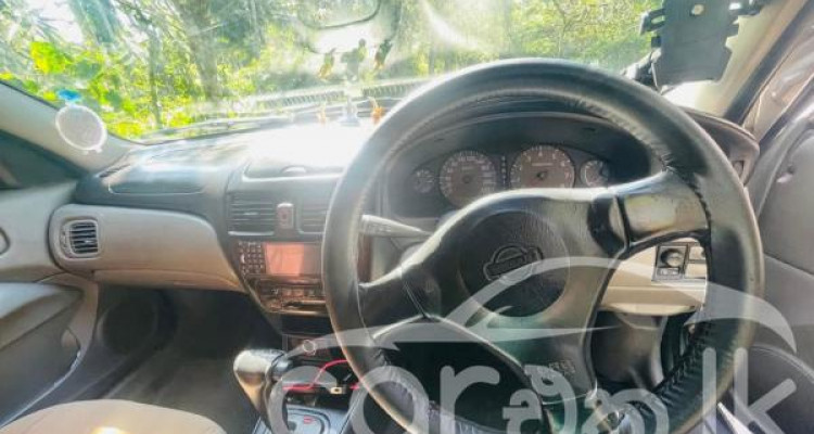 NISSAN SUNNY N16 2001