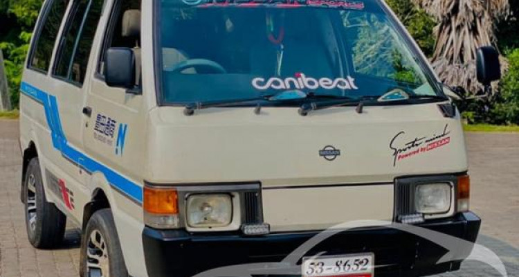 NISSAN VANETTE 1989