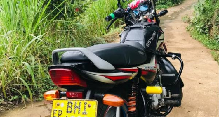 BAJAJ CT100 2018