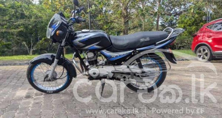 BAJAJ CT100 2015