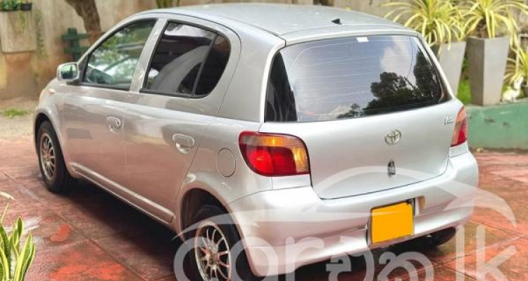 TOYOTA VITZ 1999