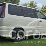 TOYOTA NOAH KR42 2000