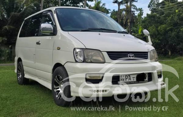 TOYOTA NOAH KR42 2000