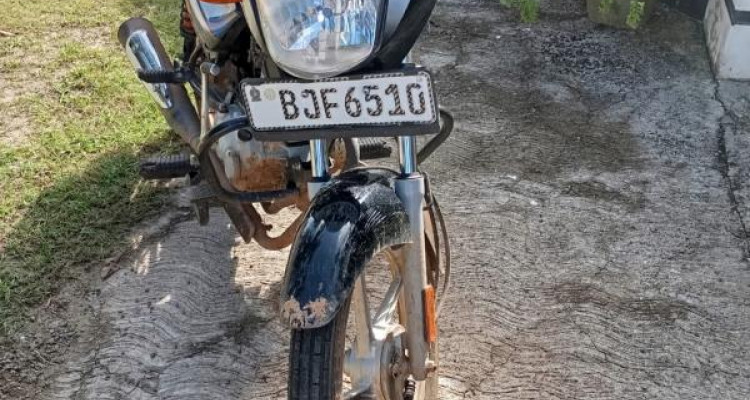 BAJAJ CT100 2025