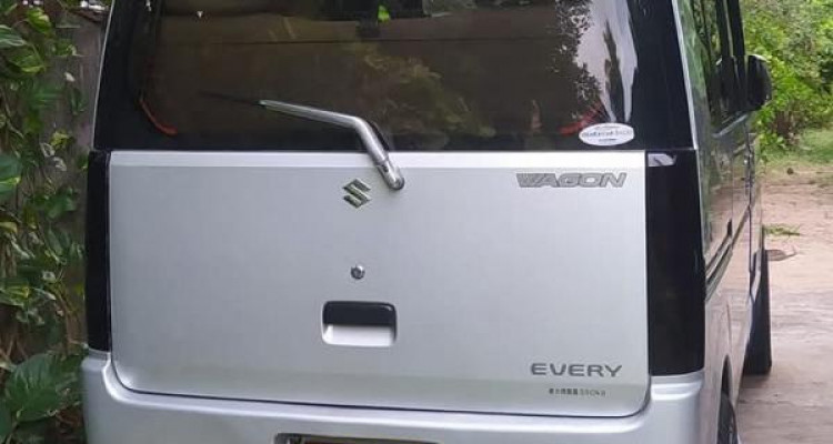 SUZUKI EVERY 2011