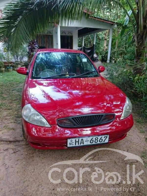 DAEWOO NUBIRA 2000