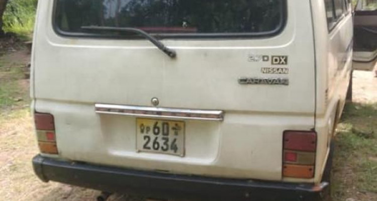 NISSAN CARAVAN 1984