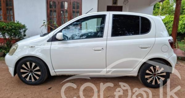 TOYOTA VITZ 1999
