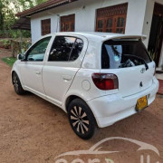 TOYOTA VITZ 1999