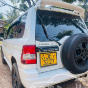 MITSUBISHI PAJERO 2000
