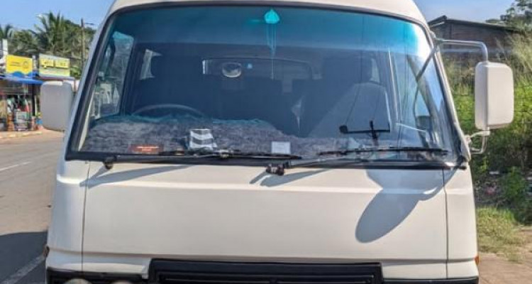 NISSAN CARAVAN 1980