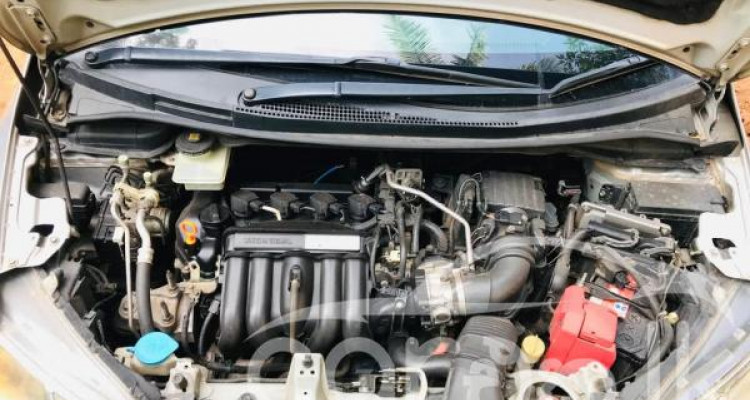 HONDA FIT GP5 2014