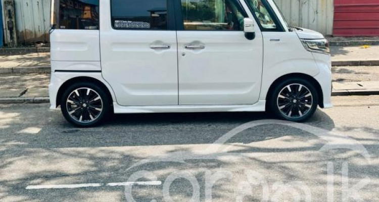 SUZUKI SPACIA 2017