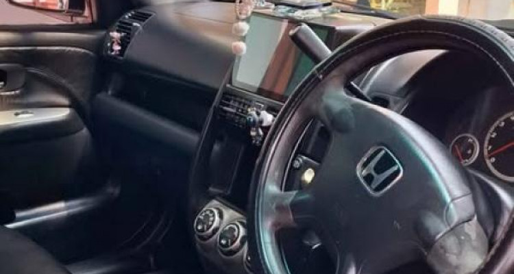 HONDA CR-V 2004