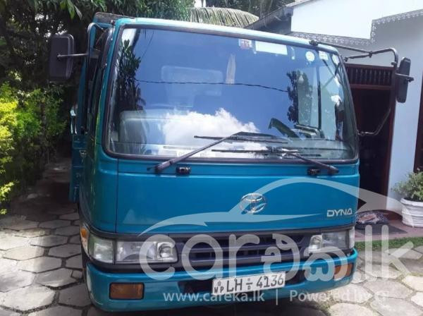 TOYOTA DYNA 1999
