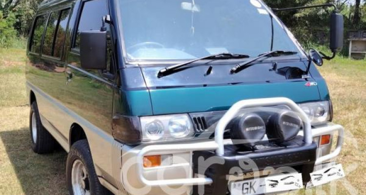 MITSUBISHI DELICA PO5 1996