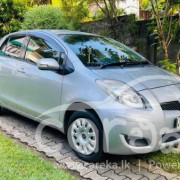 TOYOTA VITZ 2008
