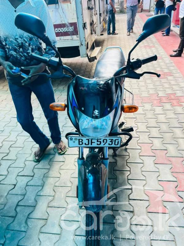 BAJAJ CT100 2024
