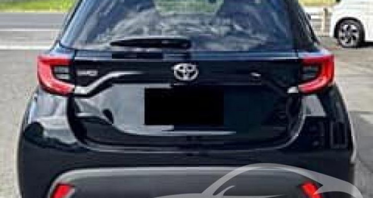 TOYOTA YARIS 2024