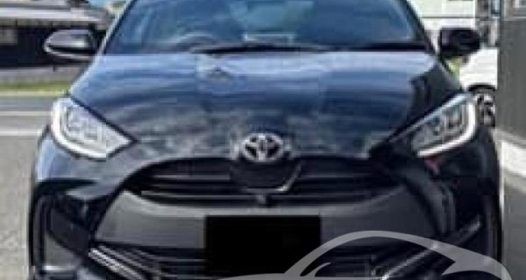TOYOTA YARIS 2024