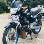 BAJAJ CT100 2015