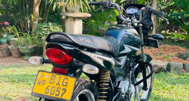 BAJAJ PLATINA 2019