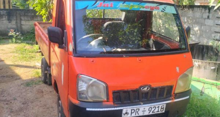 MAHINDRA MAXXIMO 2011