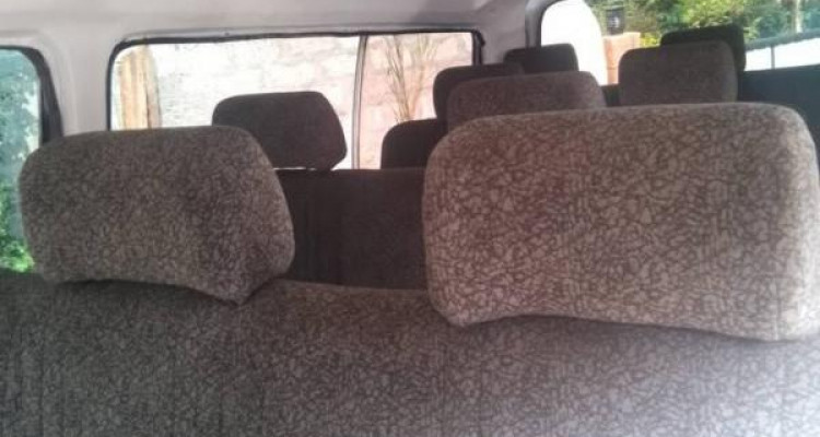 TOYOTA HIACE LH30 1980