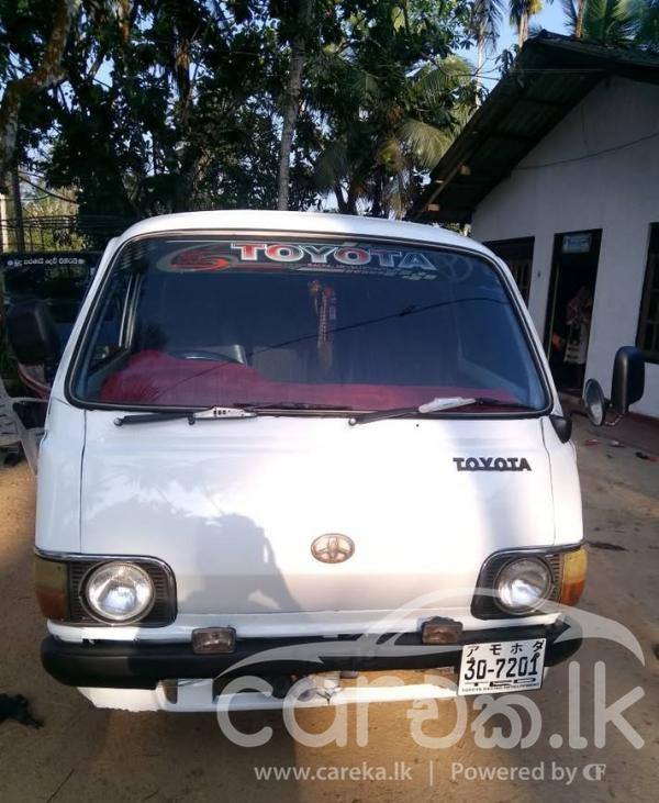 TOYOTA HIACE LH30 1980