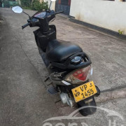TVS SCOOTY STREAK 2010