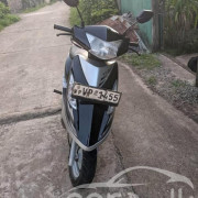 TVS SCOOTY STREAK 2010