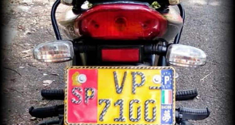 BAJAJ DISCOVER 135 2010