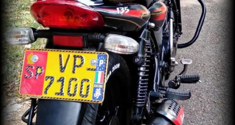 BAJAJ DISCOVER 135 2010