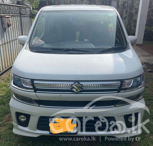 SUZUKI WAGON R PREMIUM 2018
